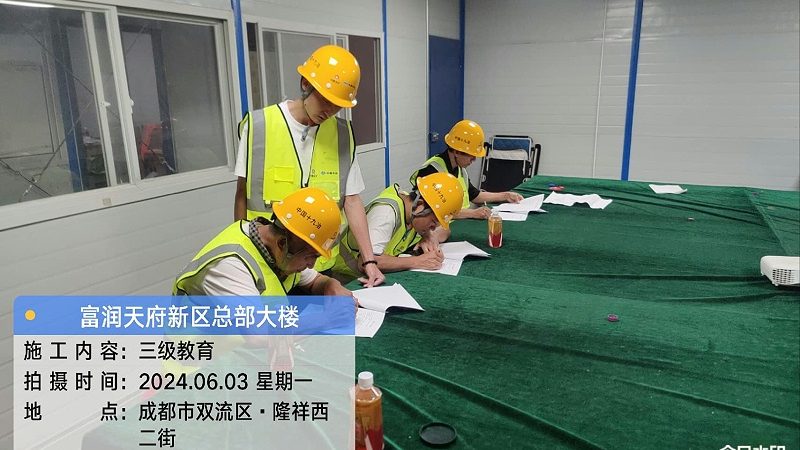 小标题：考研辅导老师，你的“良师益友