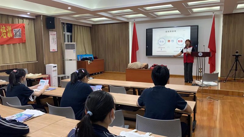行业背景：心理咨询师需求日益增长